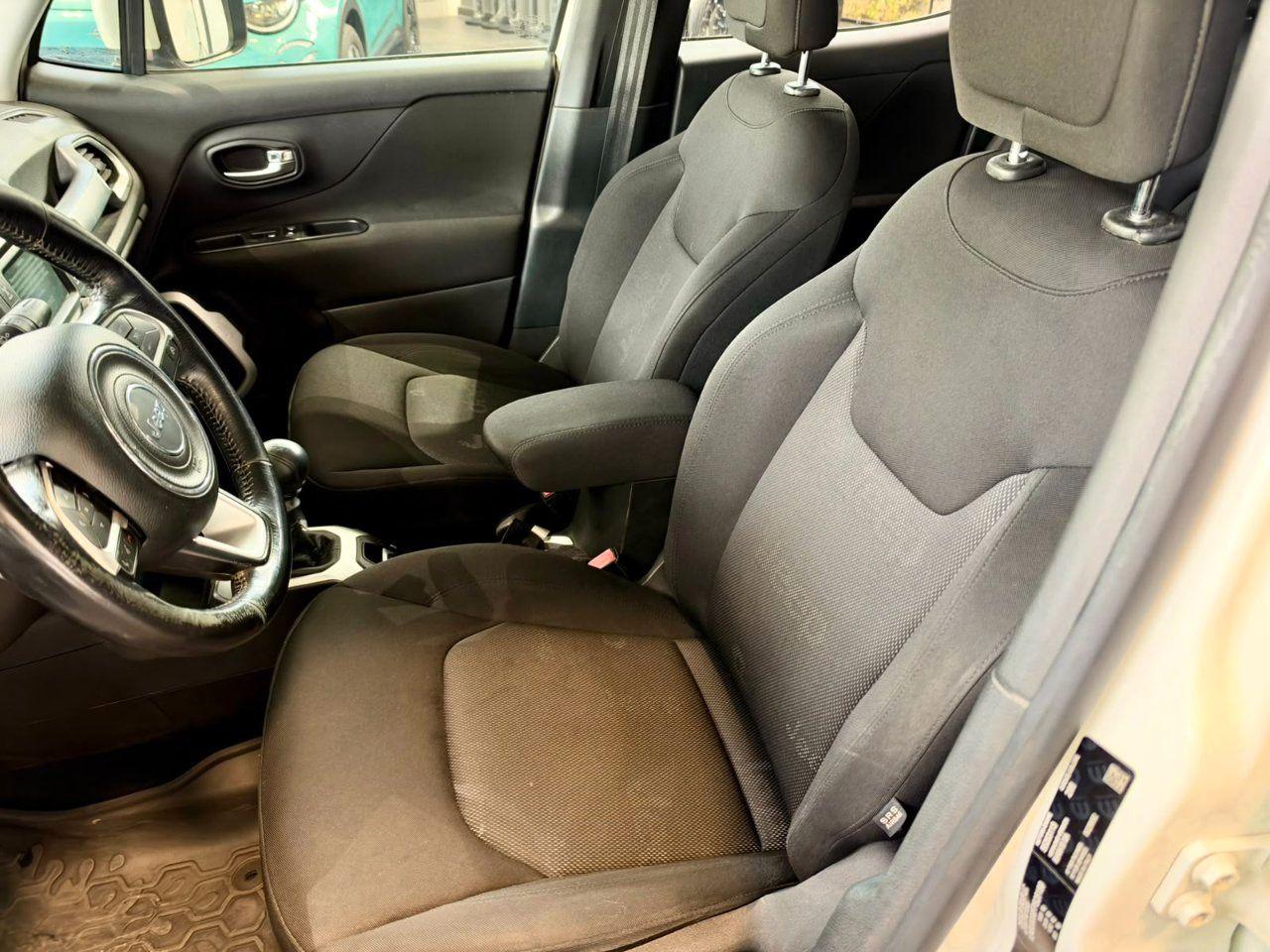 Jeep Renegade 2015 — photo 11