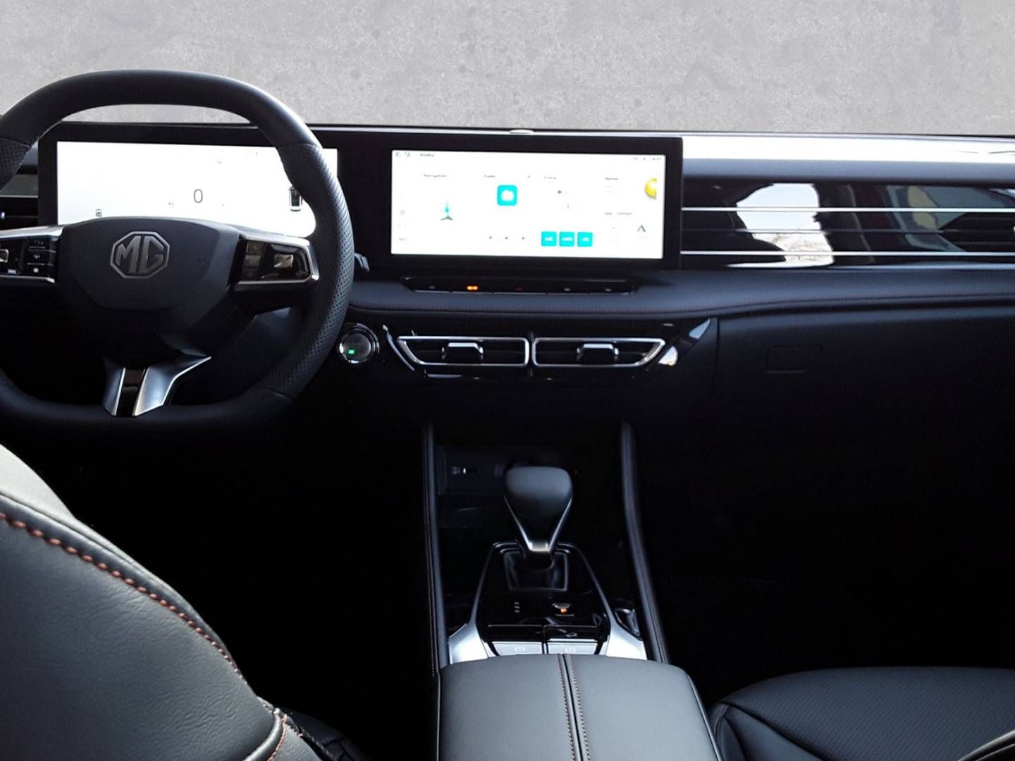 Fahrzeugabbildung MG MG HS PHEV LUXURY