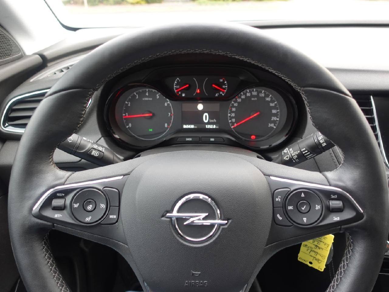 Fahrzeugabbildung Opel Grandland 1,5 CDTI 2020
