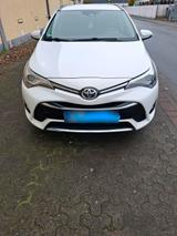 Toyota Avensis Edition S+ Kombi - gebrauchte Toyota Avensis aus dem Jahr 2017