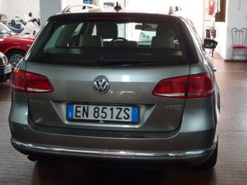 Volkswagen Passat - 7