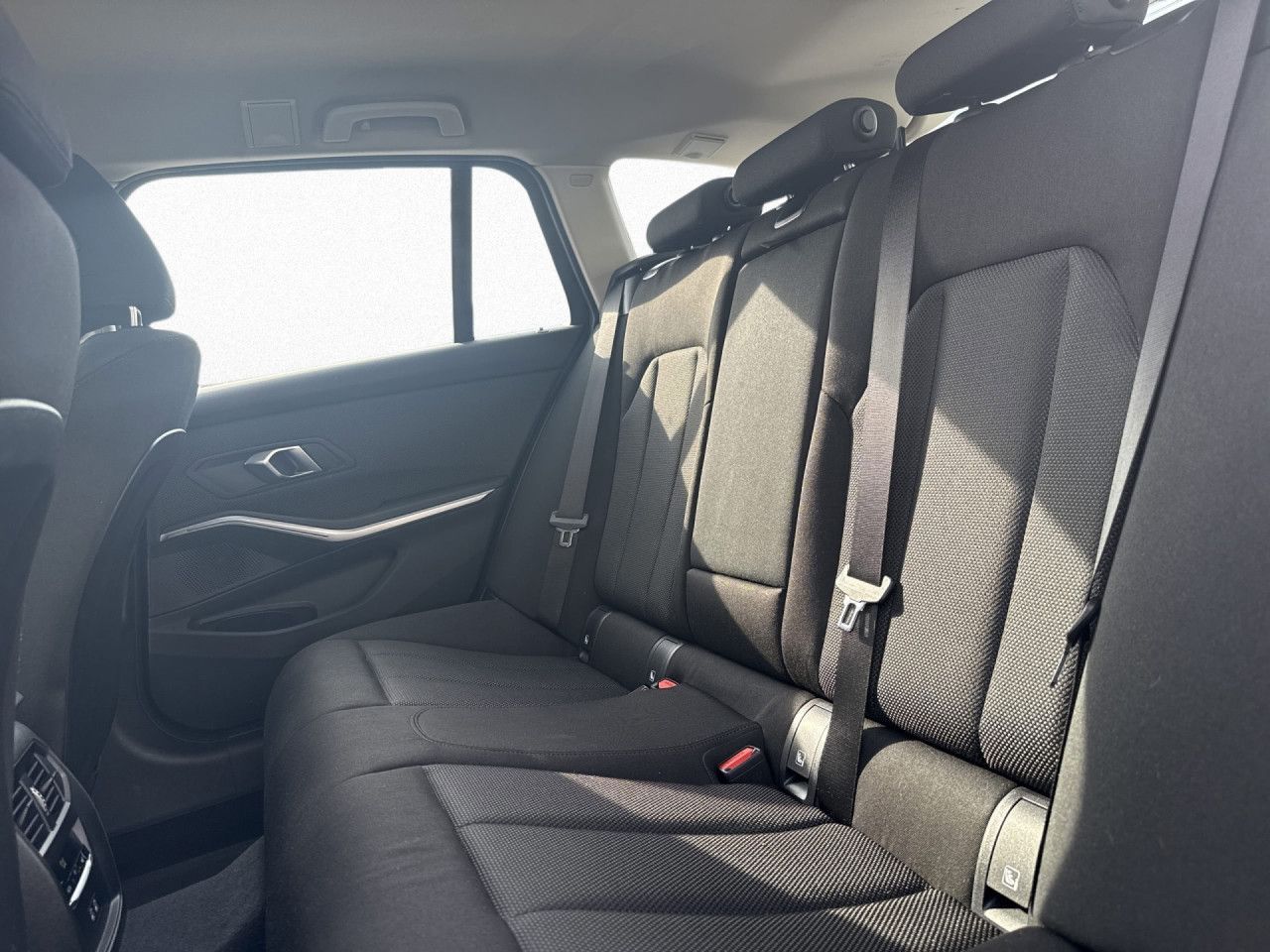 BMW 330 - Bild 14