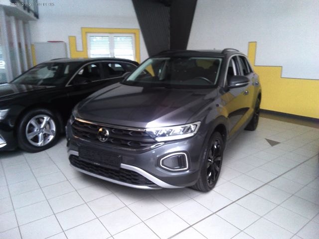 Volkswagen T-Roc Life 1.5 TSI DSG/LED/NAVI/SH/RFK/PDC