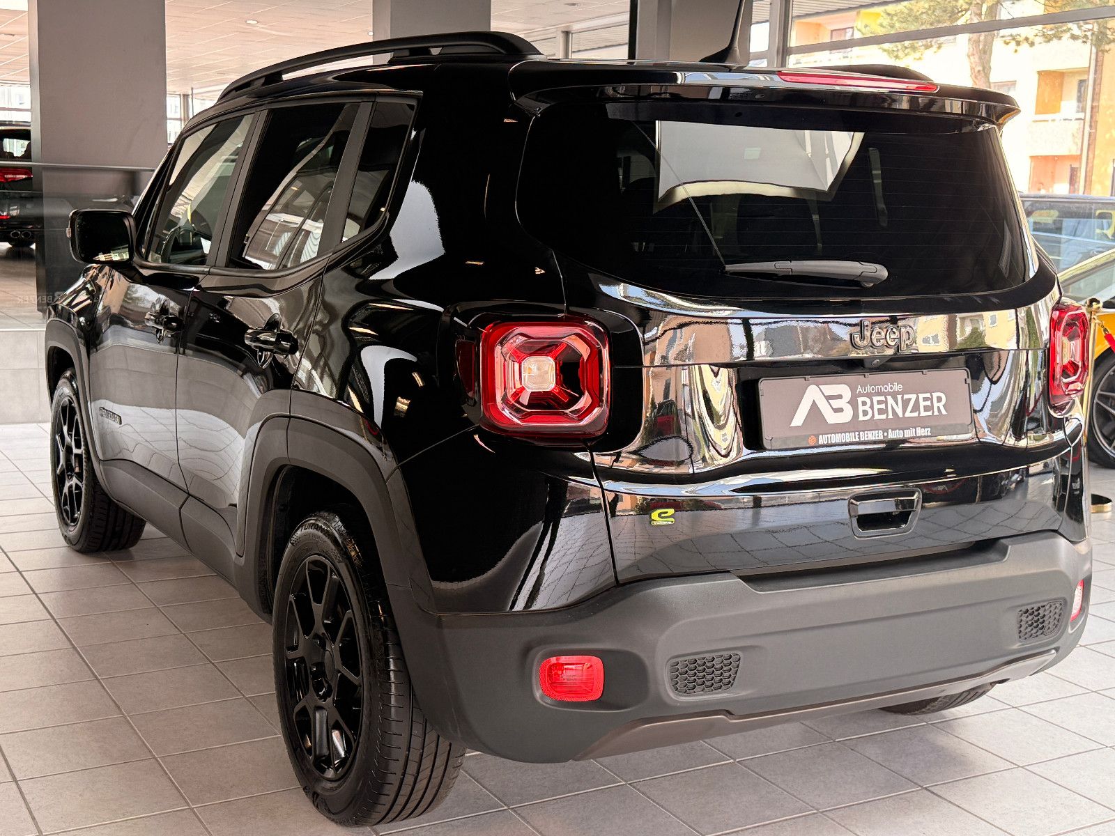 Fahrzeugabbildung Jeep Renegade Longitude Mild-Hybrid FWD/KAMERA/AUTOMA