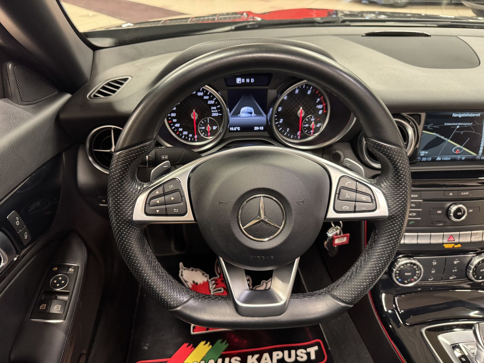 Fahrzeugabbildung Mercedes-Benz SLC 180 AMG /Night/LED/Navi/Ambiente/Airscarf