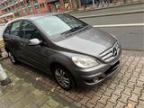 Mercedes-Benz Auto Mercedes Benz - Mercedes-Benz B 180