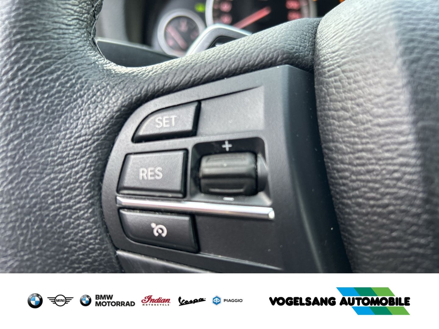 Fahrzeugabbildung BMW X4 XDRIVE20I A,Xenon, Rückfahrk.,Navigation,Temp