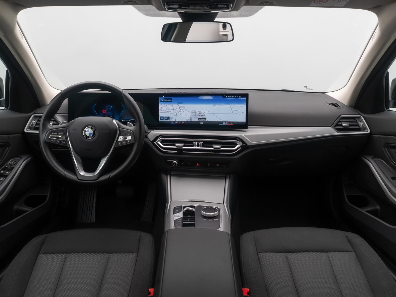 BMW 318i  Widscreen PDC GeschwindigReg DAB Cockpit+