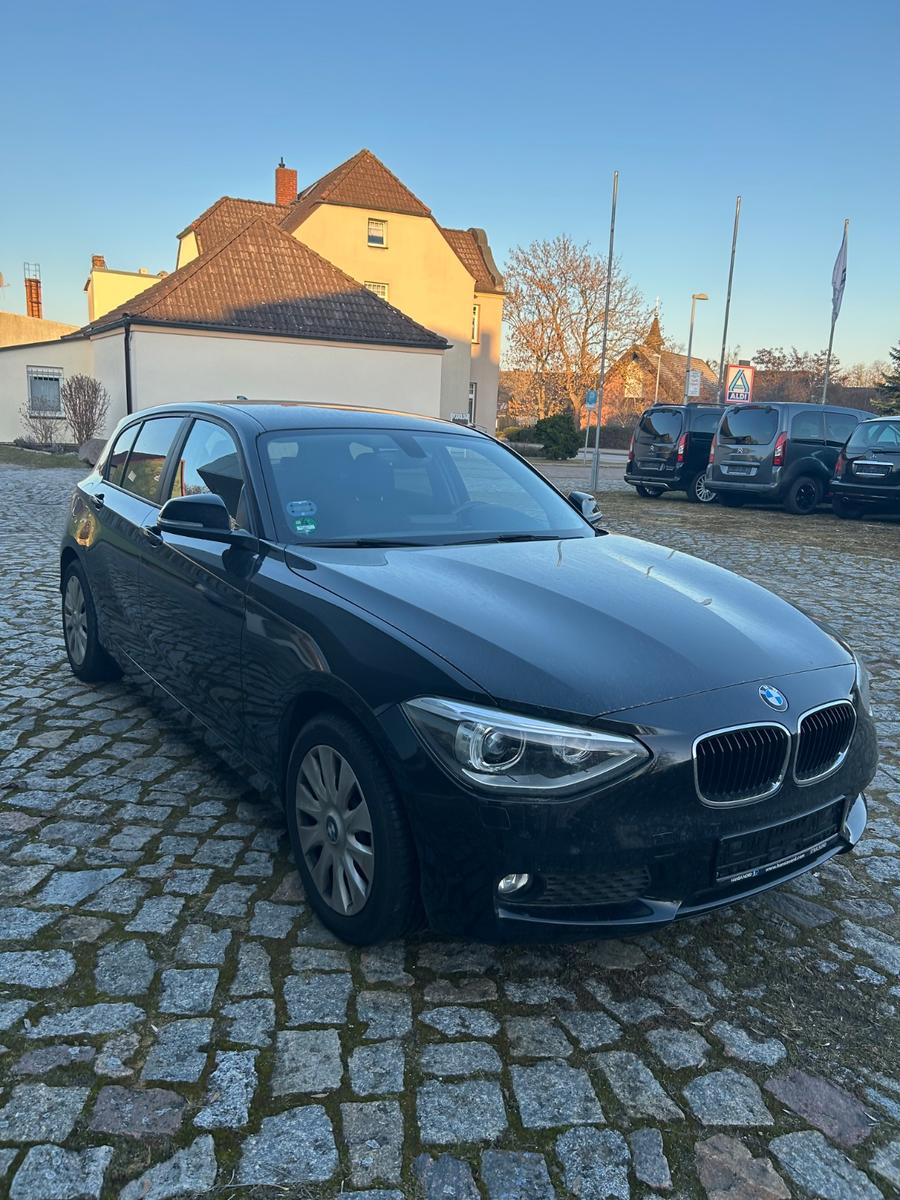 BMW 118 1 Limousine 5-trg. 118 d xDrive