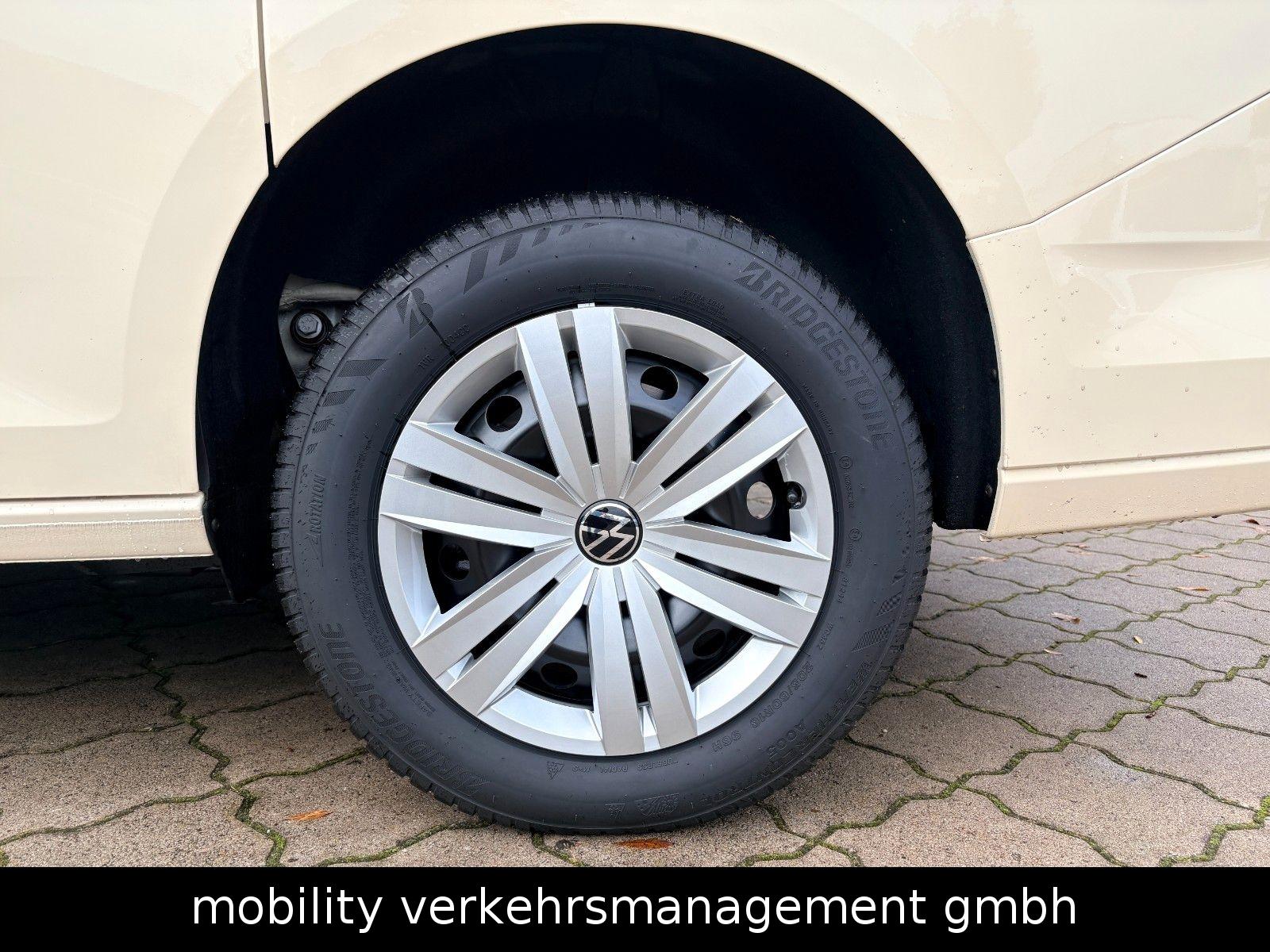 Volkswagen Caddy Maxi DSG Taxi Rollstuhl LED 7-Sitzer