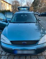 Ford Mondeo - Ford Mondeo aus 2002: Kombi