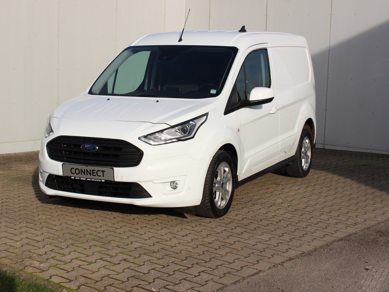 Fahrzeugabbildung Ford Transit Connect Kasten Limited 1,5 EcoBlue