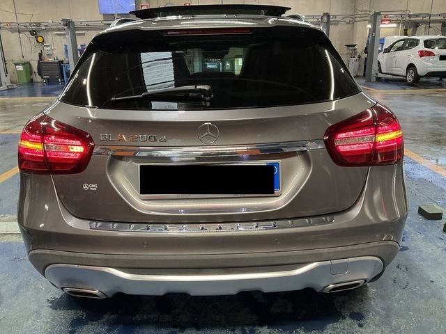 Mercedes-Benz Mercedes-benz GLA 200 d Automatic Sport 136CV