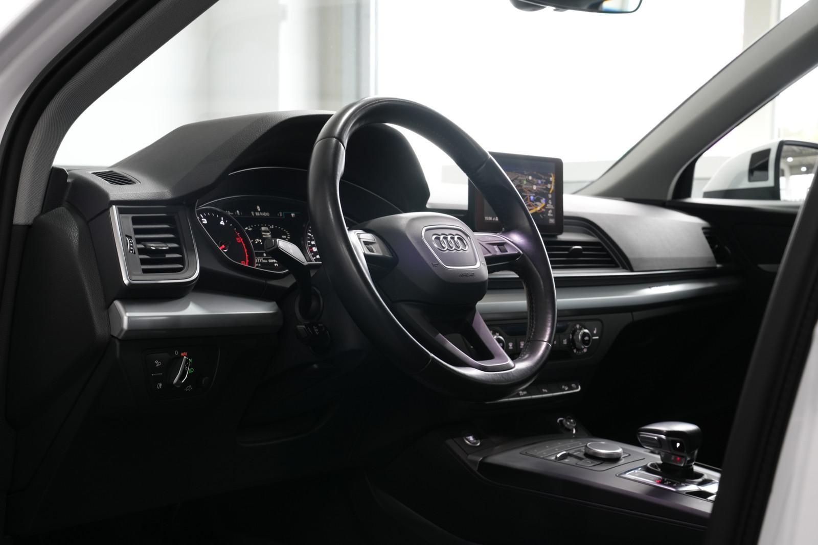 Audi Q5 quattro *AUT*NAV*LED*AHK*ACC*