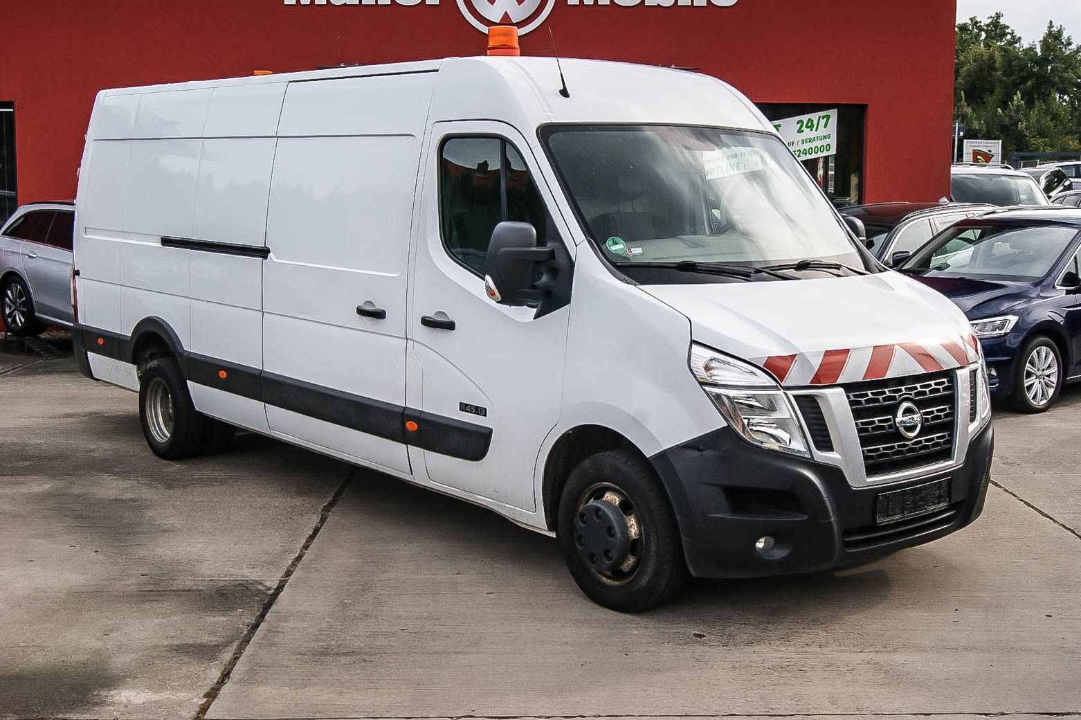 Fahrzeugabbildung Nissan NV400 Kastenwagen L4H2 4,5t COMFORT KLIMAANLAGE