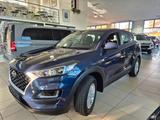 Hyundai Tucson Pure 2WD - Hyundai Tucson Pure mit Benzin-Antrieb