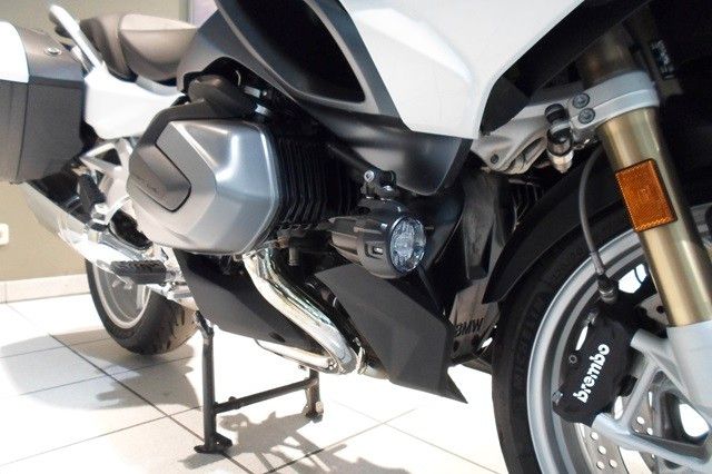 Fahrzeugabbildung BMW R1250RT mit Audiosystem
