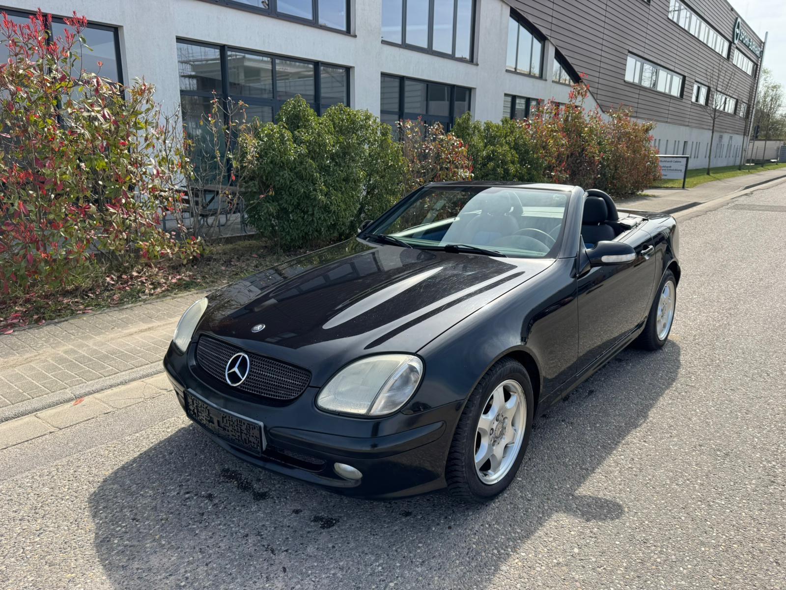 Mercedes-Benz SLK 200 Kompressor Lorinser 1. Hand TOP !