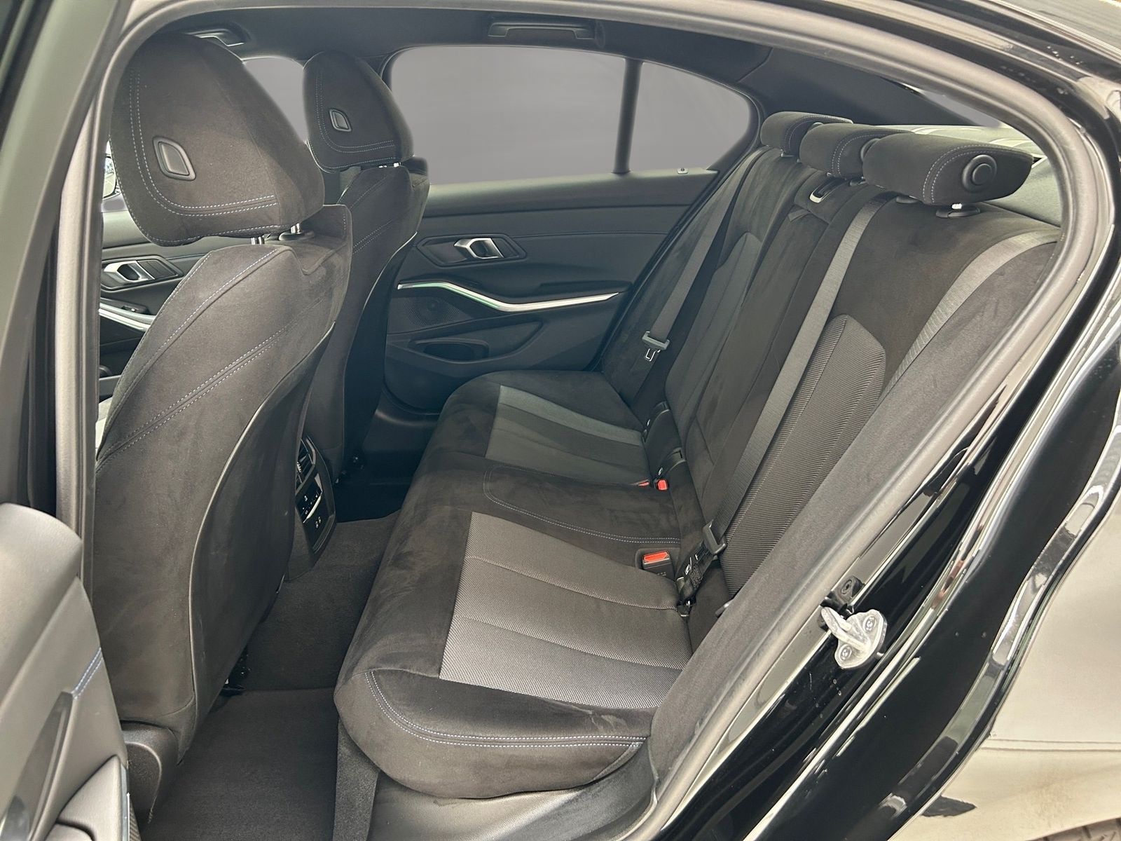 BMW 320 - Bild 13