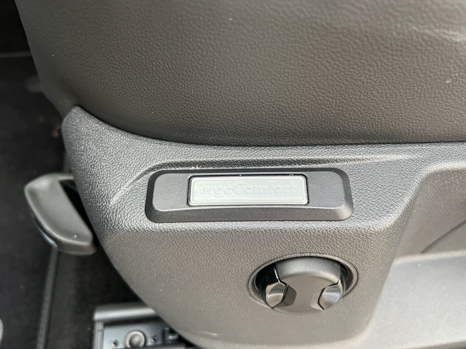 Fahrzeugabbildung Volkswagen Caddy TSI Style Maxi LED AHK NAVI