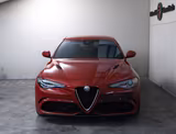 Alfa Romeo Giulia Quadrifoglio*2.Hand*Schalter*  - Alfa Romeo Giulia quadrifoglio mit Benzin-Antrieb