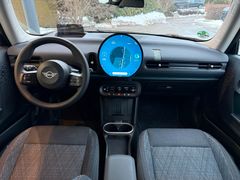 MINI Cooper C ESSENTIAL/ PAKET S/ LED/ EXPERIENCE MOD MINI Cooper C ESSENTIAL/ PAKET S/ LED/ EXPERIENCE MOD