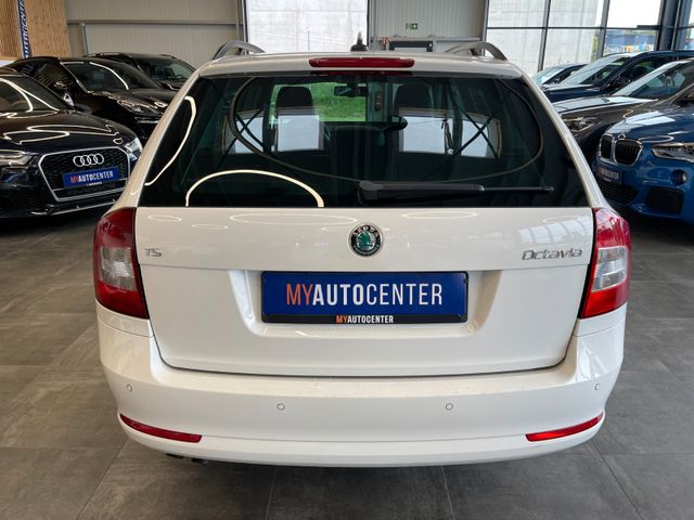 Skoda Octavia Combi Elegance DSG *NAVI*XENON*PDC*