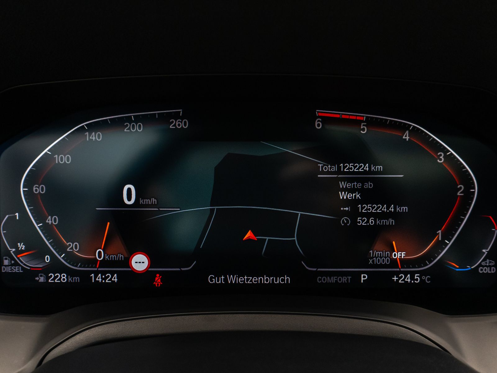 Fahrzeugabbildung BMW 320d Panorama Laser PDC HUD HiFi Komfort Alarm