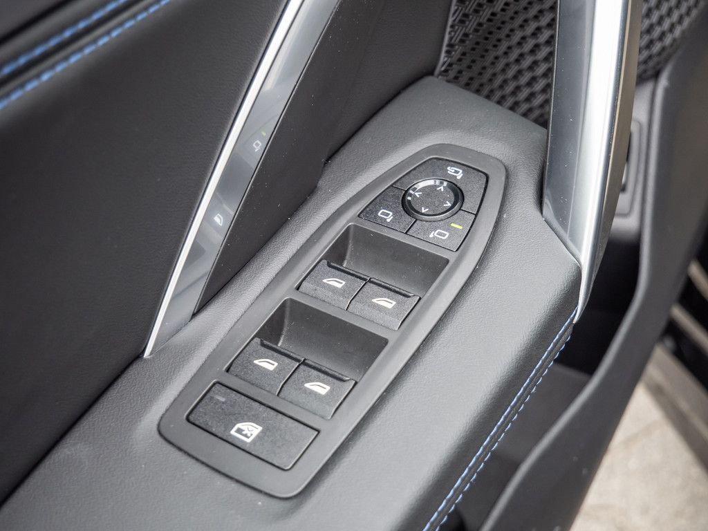 BMW X1 sDrive 18i M-Sport AHK PANO KAM LED NAVI SHZG foto 21