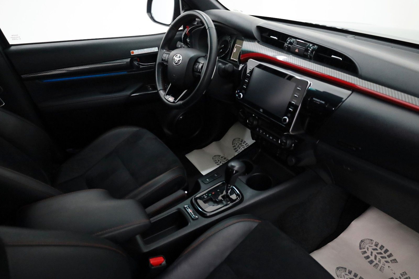 Fahrzeugabbildung Toyota Hilux 2.8 D-4D GR Sport,Alcant,.ACC,Rollo el,AHK