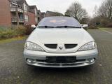 Renault Menage Cabriolet Privilege 1.6 16V Expression - gebrauchte Renault Megane aus dem Jahr 2001