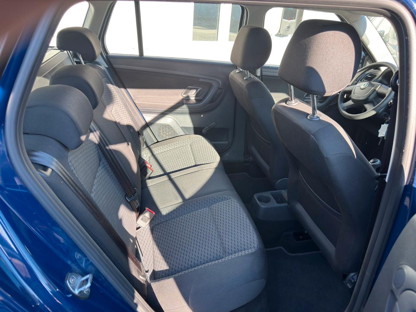 Skoda Fabia 2011 — photo 9