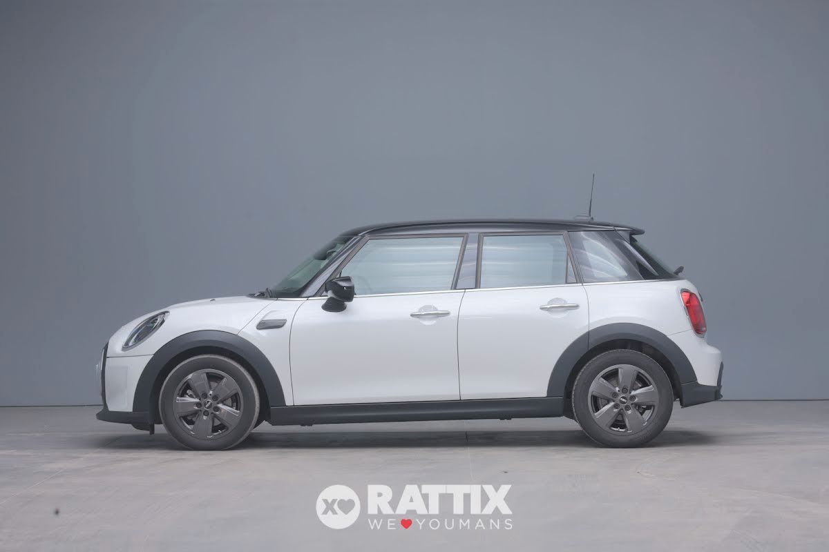 MINI Cooper 1.5 136CV Classic auto 5p imagem 2