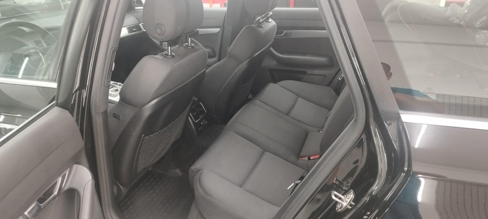 Audi A6 2011 — photo 9