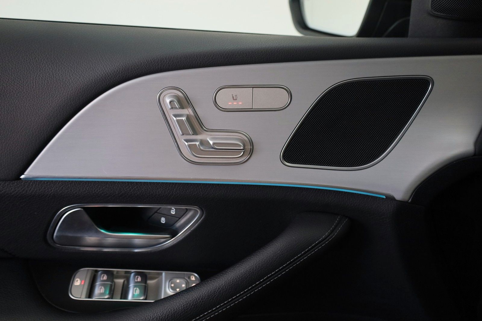 Fahrzeugabbildung Mercedes-Benz GLE 350 de 4M,Leder,Navi,LED,SH,360Kamera
