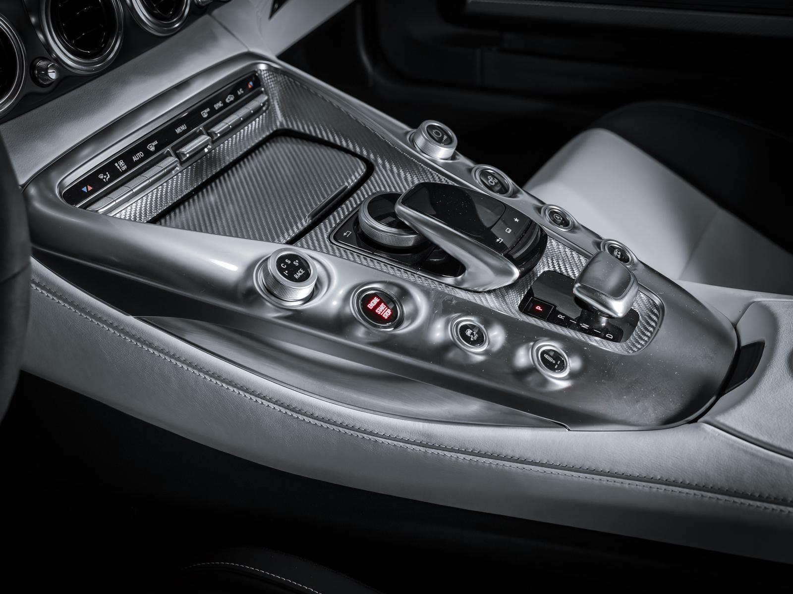 Mercedes-Benz AMG GT S Night Paket Performance Sitze