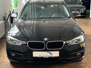 BMW 318 - 12