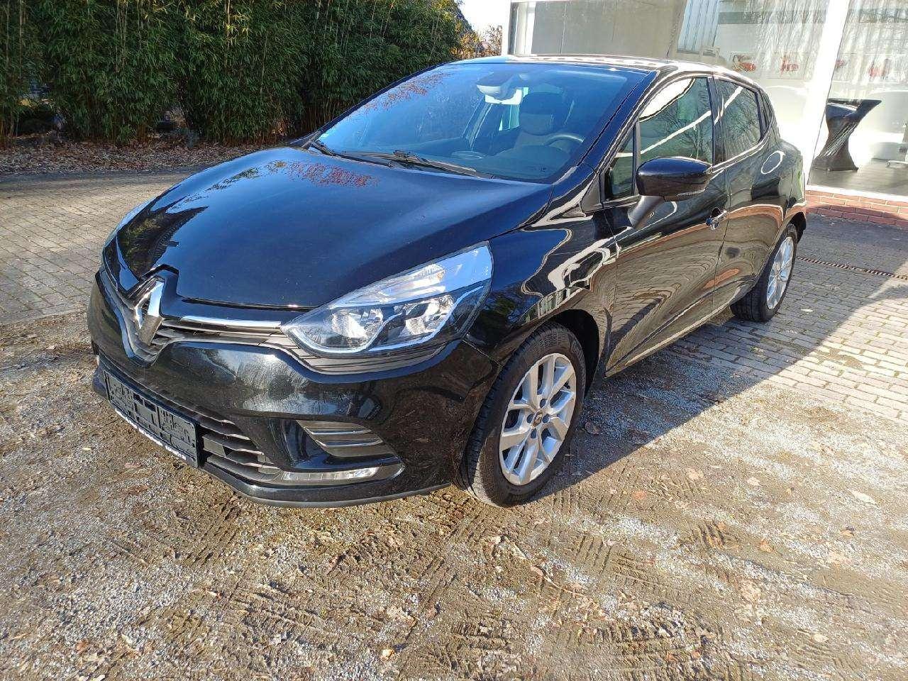 Renault Clio Limited