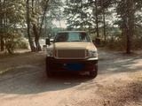 Ford Excursion - Ford aus 2001