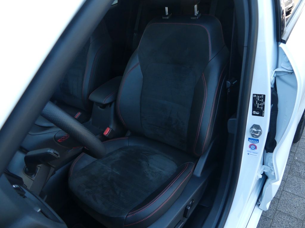 FORD Kuga ST-Line X PHEV*Kamera V+H* FORD Kuga ST-Line X PHEV*Kamera V+H*