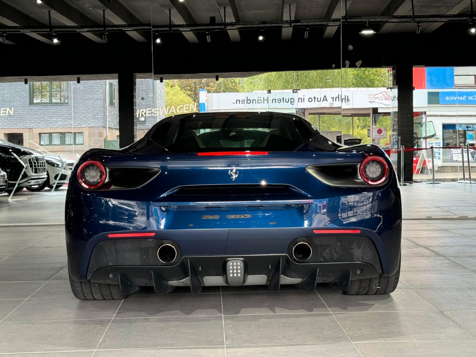 Fahrzeugabbildung Ferrari 488 GTB //Ferrari Approved//1.Hand//Lift