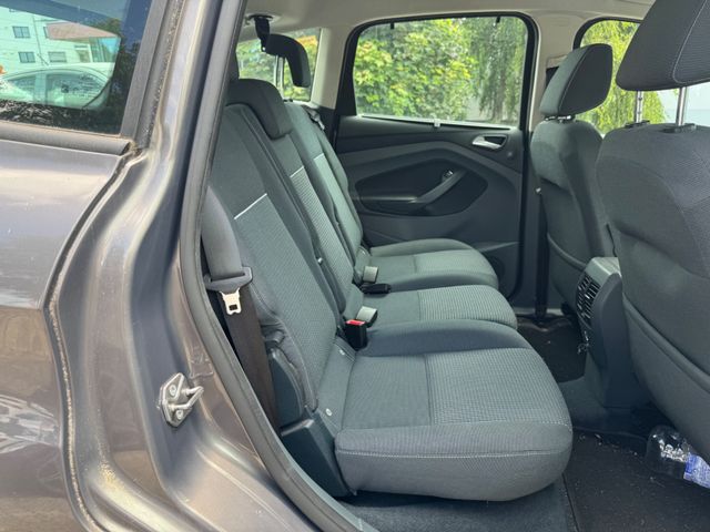 Fahrzeugabbildung Ford C-Max C-MAX Sync Edition Motor läuft unruhig