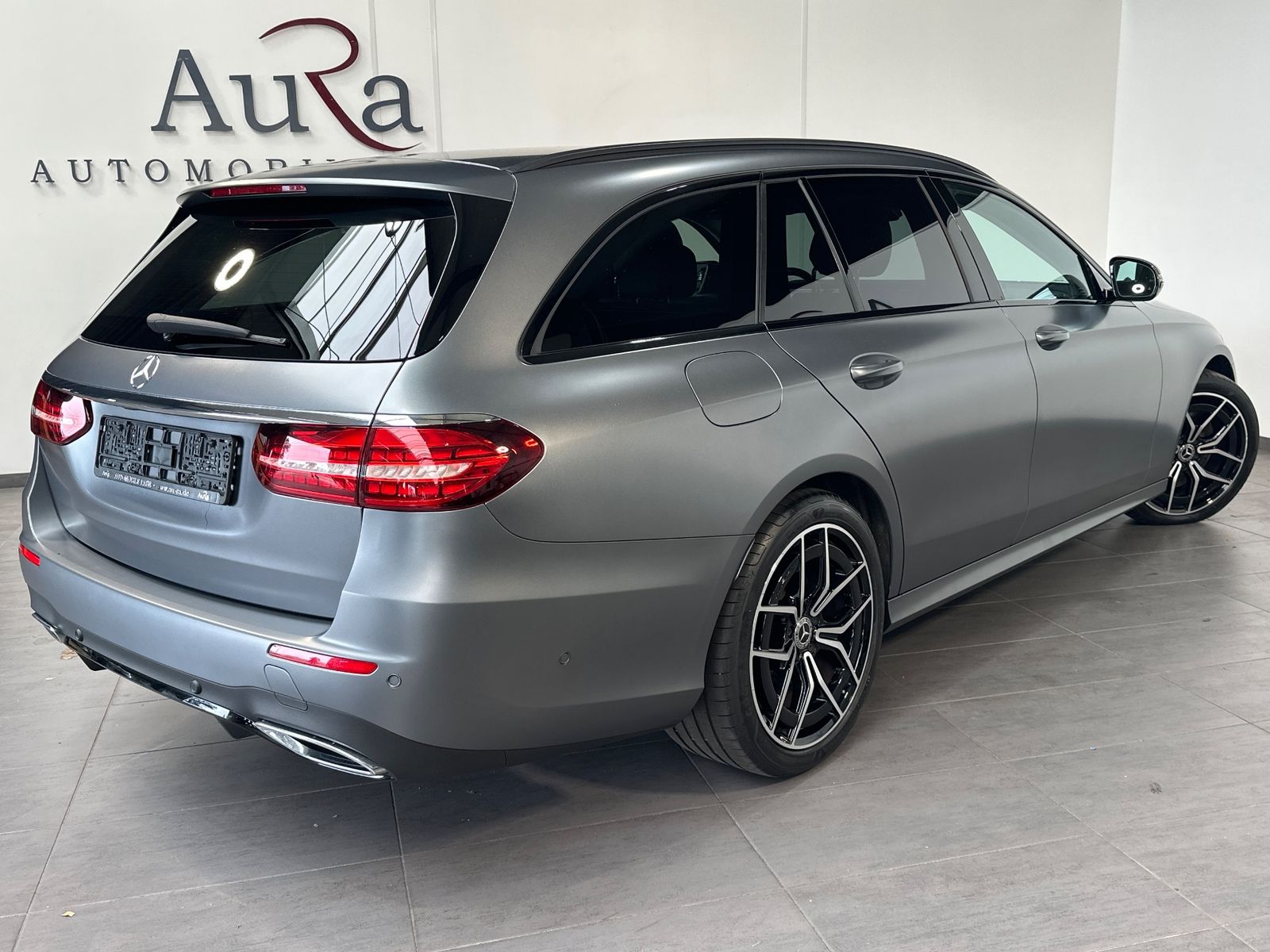 Fahrzeugabbildung Mercedes-Benz E 400d T 4Matic AMG-Line NAV+LED+360GRAD