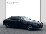 Mercedes-Benz E 200°NAVI°KAMERA°LEDER°LED°DIGITAL TACHO° - Mercedes-Benz: Allradantrieb