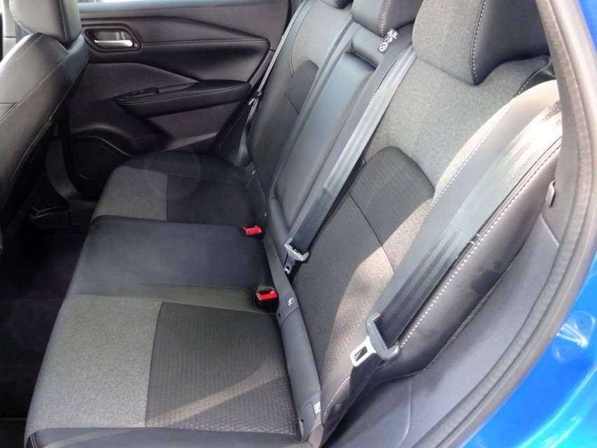 Fahrzeugabbildung Nissan Qashqai 1.3 DIG-T MHEV Automatik  N-Connecta