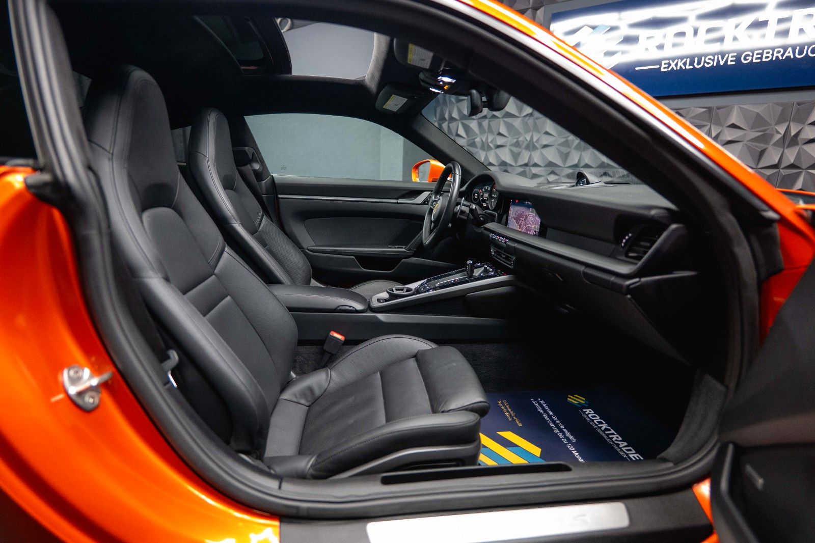 Fahrzeugabbildung Porsche 992 911 Carrera 4 S TECHART AKRAPOVIC 111 Punkte