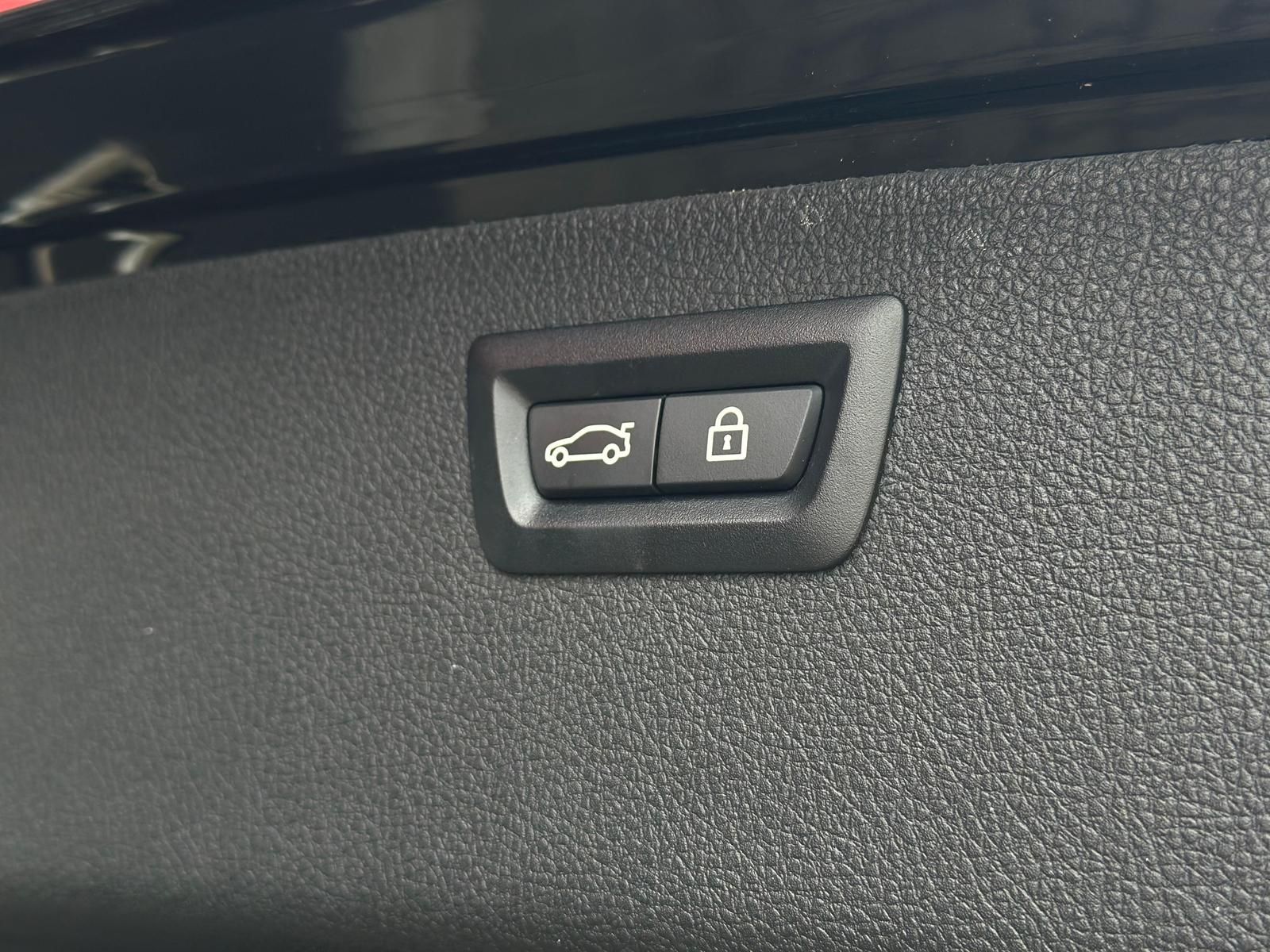 BMW 330i M SPORT PAKET* HUD#PANO#AHK#SPUR#ACC#LED - Image 22