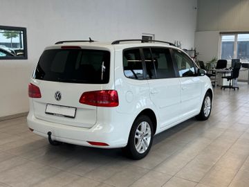 Volkswagen Touran - 5