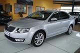 Skoda Octavia Lim. Ambition AUTOMATIK / KLIMA / PDC - Skoda Octavia Gebrauchtwagen in Rostock