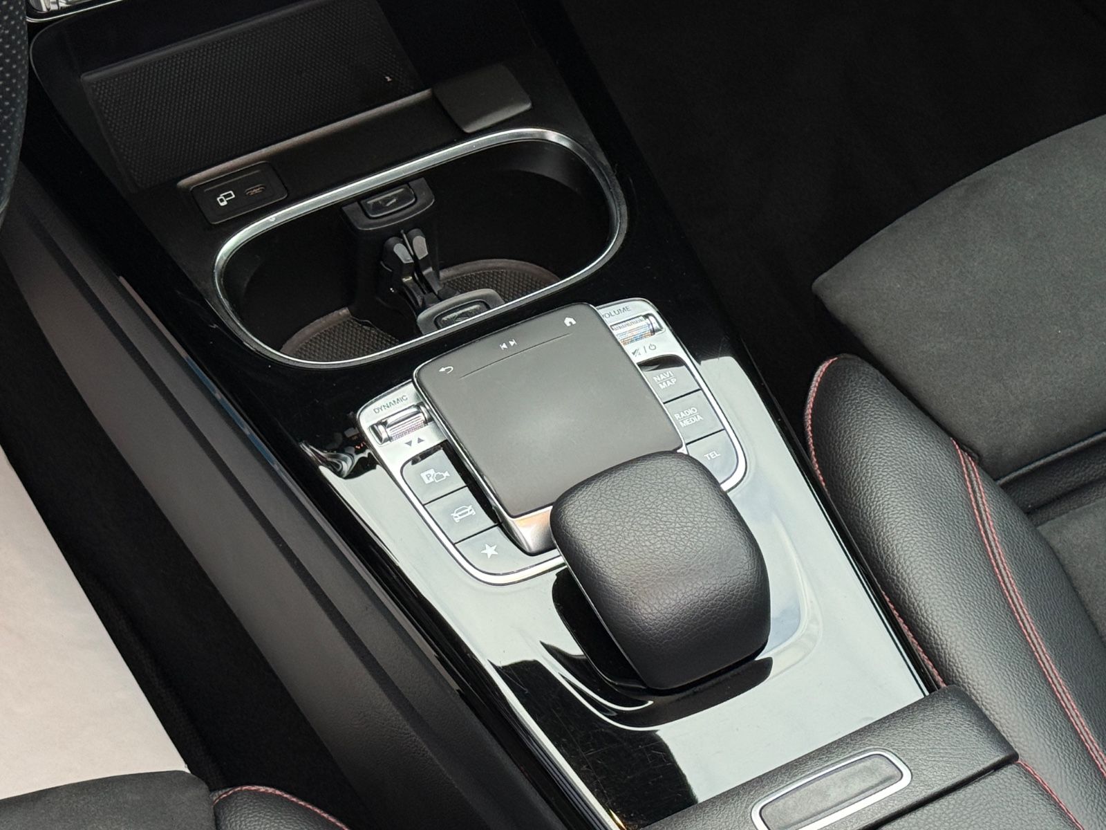 A 200 AMG Line Night Paket Navi LED Panorama